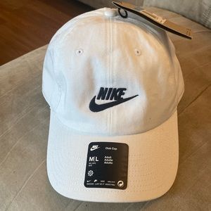 Nike Club Cap NWT